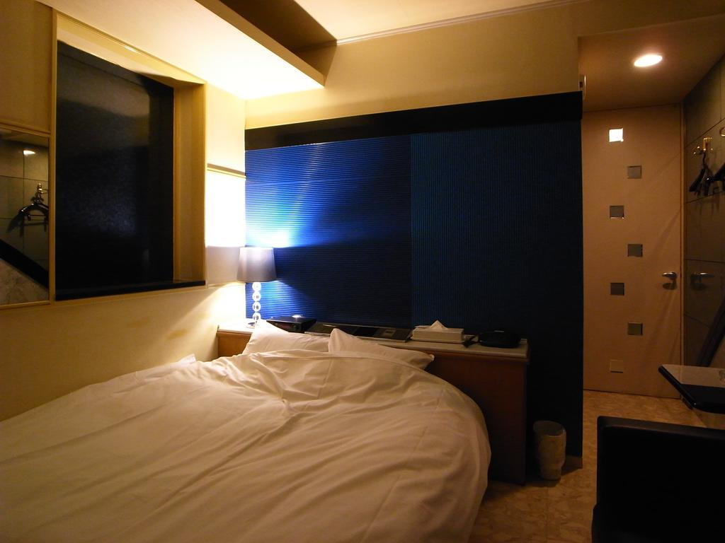 Hotel Rafaie (Adults Only) Tokyo Exterior photo